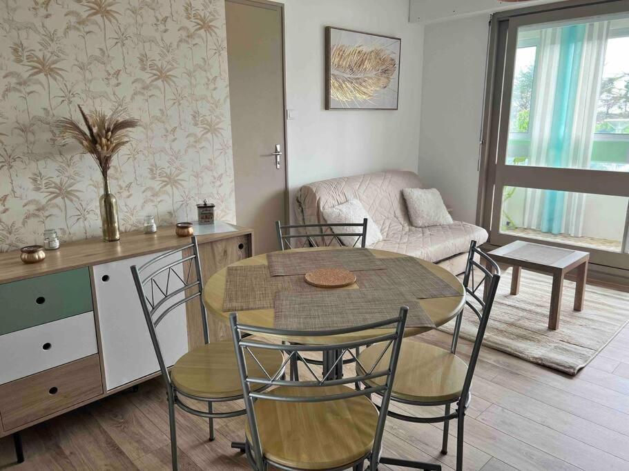 Appartement A 100 M De La Plage St Hilaire De Riez Les Becs Saint-Hilaire-de-Riez Eksteriør bilde